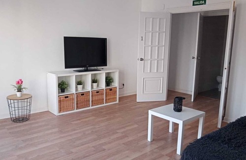 Viana Apartment | Ven y desconecta!