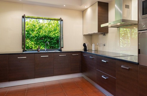 Caminha House | Venade Mountain House - Green Views, Pool & BBQ