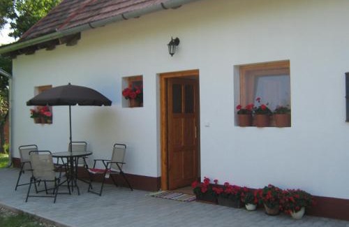 Szalafo House | Vendégmarasztaló Porta