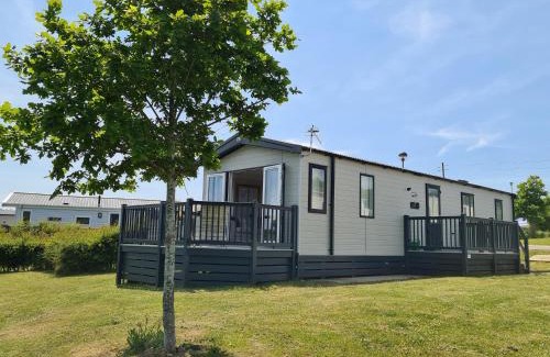 Cowes House | Vendee Lodge