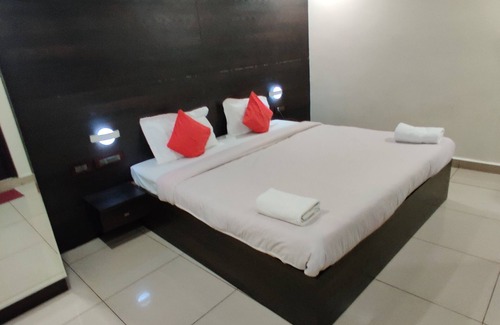 Warangal Hotel | Venkateshwara Mitra Residency
