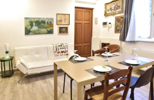 Novara Bed & Breakfast | Ventitrémarzo Guest House