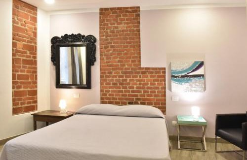 Novara Bed & Breakfast | Ventitrémarzo Guest House