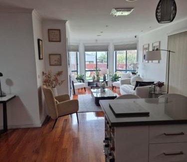 Hillside House | Venus Place 2