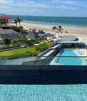 Khao Takiab Apartment | Veranda by Welcome Hua Hin