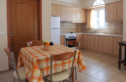 Agios Ioannis House | Veranda me thea (Terrace with view)