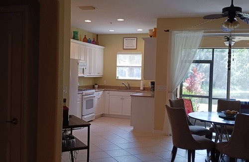 Fort Myers House | Verandah's- Cottonwood Bend