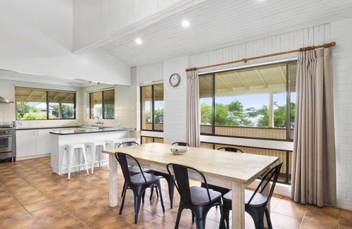 Mullaway House | Verandah Sunrise - Mullaway village