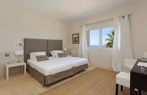 Puig de Ros Villa | Verde C - Four Bedroom Villa, Sleeps 8