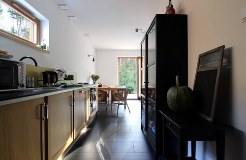 Osjakow Cottage | 'Verde' cottage in Small Family Friendly Resort in Forest upon Warta River