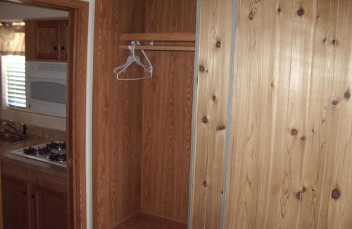 Cherry Resort | Verde Valley One-Bedroom Park Model Cabin 14
