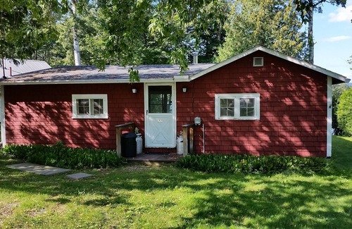 North Ferrisburgh Cottage | Vermont Lake Champlain Cottage - 30 minutes from Burlington or Middlebury