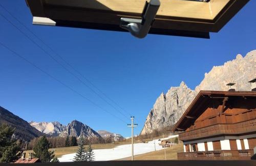 Cortina d'Ampezzo Apartment | Verocai Views by WelcHome