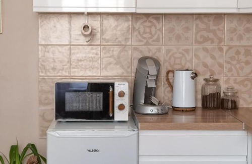 Epinal Apartment | Verrière & parement en centre-ville