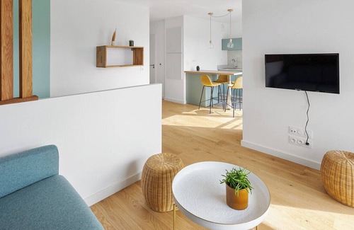 Madeleine-Champ de Mars Apartment | Very bright apartment with balcony in Nantes