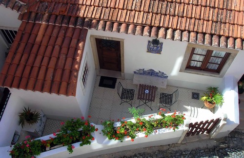 Sintra Apartment | Very central and quiet apartment for two people