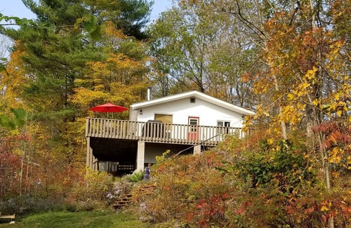Arden Cottage | Very Clean Family Cottage on Beautiful Kennebec Lake in Arden