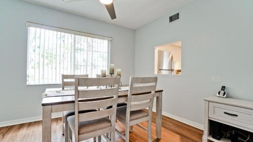 Trailer Estates Apartment | Very Close To IMG Academy, Beaches, Restaurants