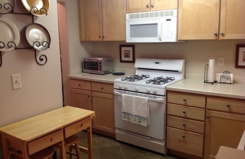Kimball Junction Condo | Very comfortable condo equiped with everything, heated garage, elevator, jacuzzi