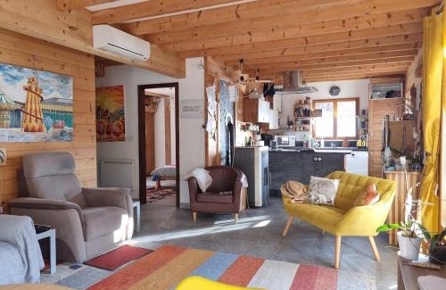 Saint-Martin-Bellevue Ski Chalet | Very comfortable, fully equiped two bed appartement in private chalet entire floor Near La Clusaz, Grand Bornand, Annecy and lake and private terrace Bbq
