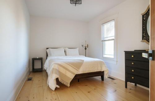 Witmer Apartment | Very Comfy Farmhouse Apartment Unit A, 1st FL