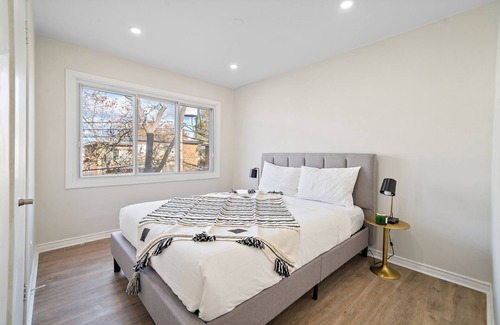 Cote-Saint-Luc Apartment | Very Large Modern 5 bedroom apartment
