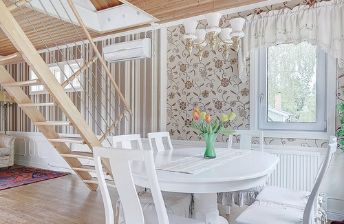 Flen Municipality House | Very nice cottage near the beach at Lake Orrhammaren in Flen between Katrineholm and Malmköping.