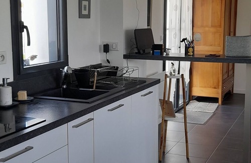 Noirmoutier-en-l'Ile House | Very pretty noirmoutrine house ideally located 200m from beaches and port.