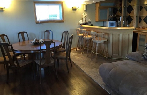 Mulmur Cottage | Very Private Cottage on 15 Acres with Pond & Beach Perfect for Swimming