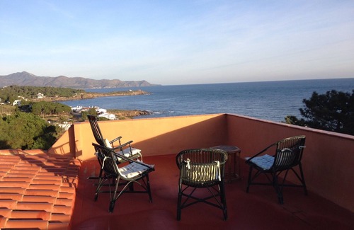 Port de la Selva Apartment | Very quiet apartment, sleeps 6, close to the sea, terrace, splendid view