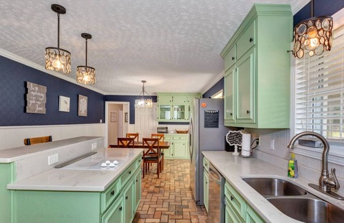 Huntsville House | Very Quiet Lily Flagg Ranch Style Home