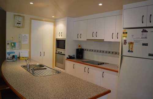 Yorkeys Knob Apartment | Very spacious 2 Bedroom Beachfront Apartment in Yorkeys Knob