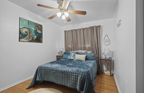 Normandy House | Very Spacious Duplex 7 minutes from ST. LOUIS AIRPORT and METROPOLITAN area!