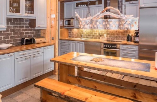 Rukatunturi House | Veskanniemi by Interhome