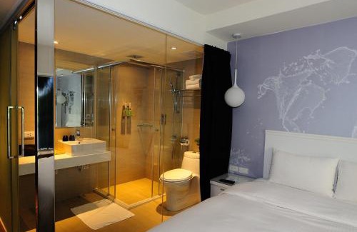 Zhongshan Hotel | Via Loft Hotel