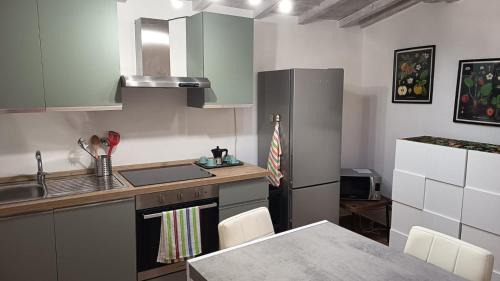 Grotte di Castro Apartment | Via Progresso 12 Guest House