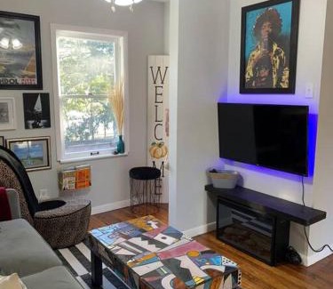 Old Seminole Heights House | Vibing in the Heights/breweries/food/petfriendly