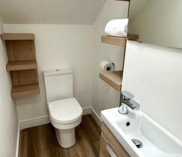 Cathays Apartment | Vibrant Apartments Close to City Centre