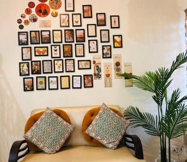 Dwarka Apartment | Vibrant city suites