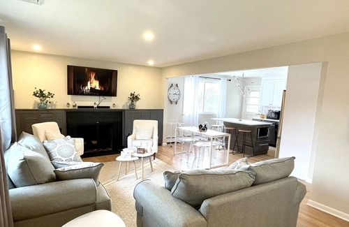 Devon House | Vibrant & Cozy 3-bedroom house 7-min from beach