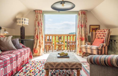 Stansfield House | Vibrant rural hideaway - Aspen Loft