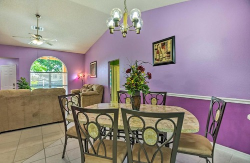Fruitville House | Vibrant Sarasota Home Yard and Furnished Deck!