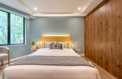 Los Naranjos Apartment | Vibrant Space- Explore Wonders in El Tesoro 313