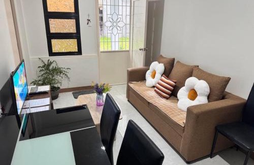 Sorsogon City House | Vibrant Vibes Cozy Staycation III in Sorsogon City
