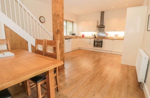 Belford Cottage | VICARAGE COTTAGE, pet friendly, with open fire in Lucker