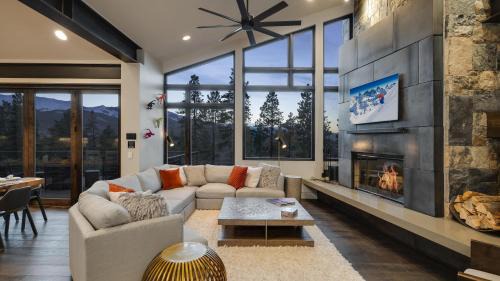 The Highlands House | Vickery's Vantage