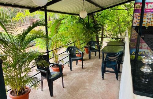 Devbag House | Vickys Guest House