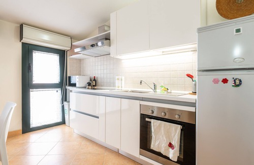 Cagliari Apartment | Vico 1° Sulis Apartment 5 with Private Terrace, Wi-Fi and Air Conditioning