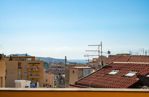 Cagliari Apartment | Vico 1° Sulis Apartment 5 with Private Terrace, Wi-Fi and Air Conditioning