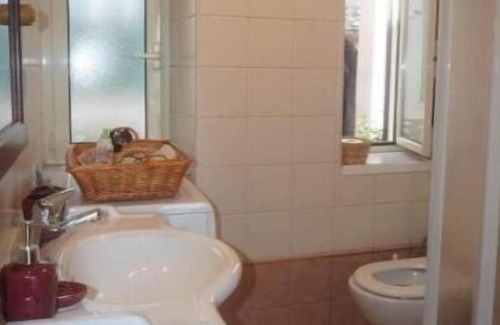 Palombara Sabina Apartment | Vicolo Savelli Holiday Home A green nest in ancient Palombara Sabina